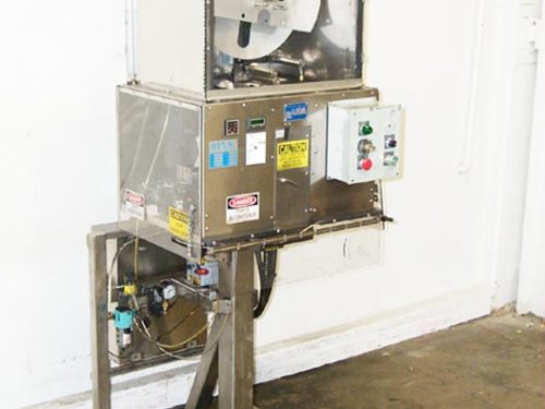 PDC Intl照片。Capper颈带55M