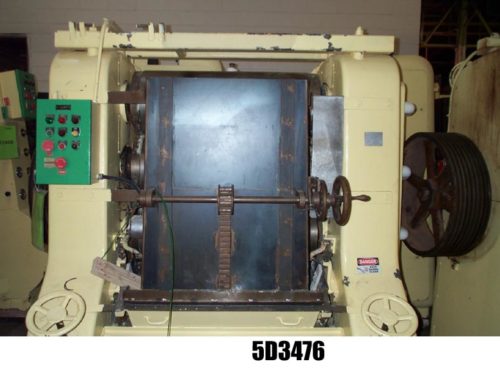 照片的马林斯制造公司轧机辊(轧机