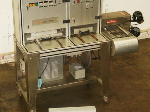 太阳工业公司的泡沫飞船M-816的照片