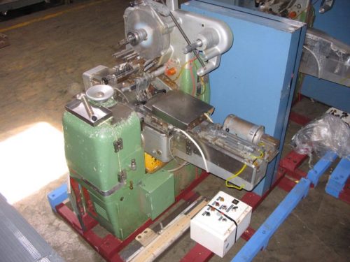 玫瑰包装纸折叠或束FICH的照片