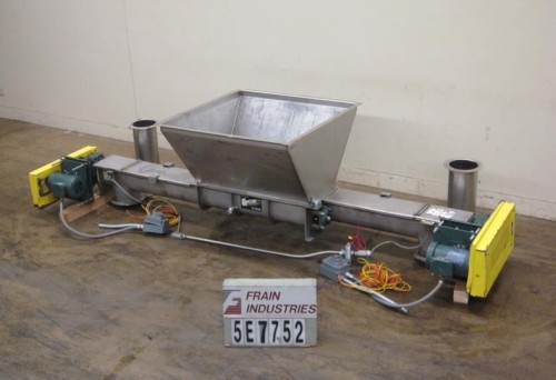 输送机服务饲养员照片螺旋钻