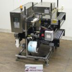 Recpro形式缩略图和填充拉链附件Top曲线