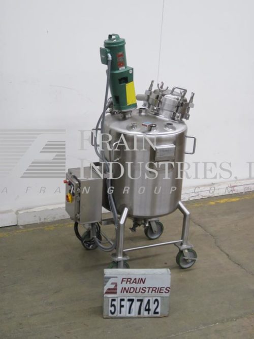 照片的Northland不锈钢公司坦克SS单墙50加仑