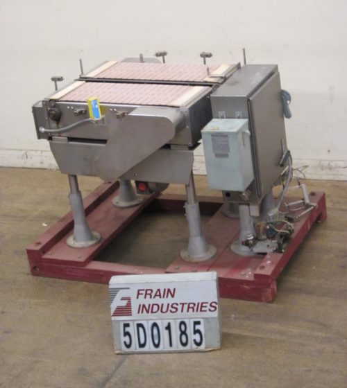 Garvey Uncrambler累加器照片36“x 28”