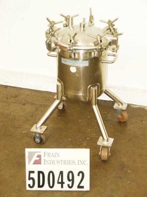 Photo of Mueller Tank Reactor SS 13 GAL