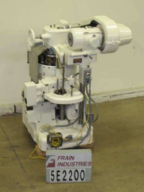 Angelus Seamer 6头和超过60L 301直径，175 - 500 cpm, H: 111 - 712的照片
