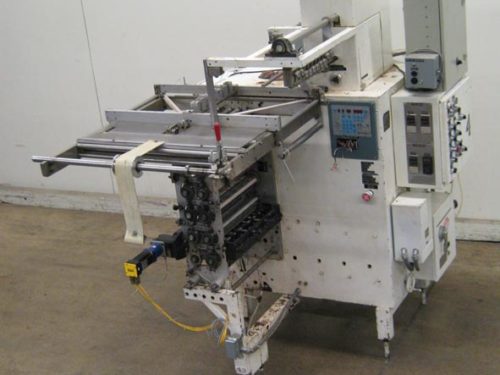 圆形表格和填充液体/膏体的照片