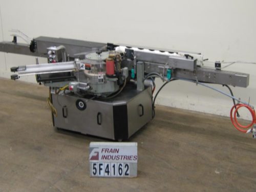 克朗斯贴箭胶水胶带鳄鱼照片