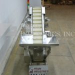 母饲料公司饲料碗倾斜饲料的缩略图