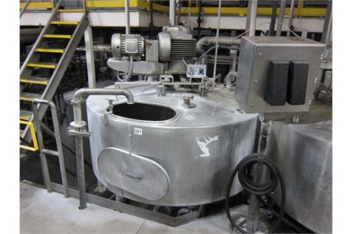 C e Howard Tank SS单墙600加仑的照片