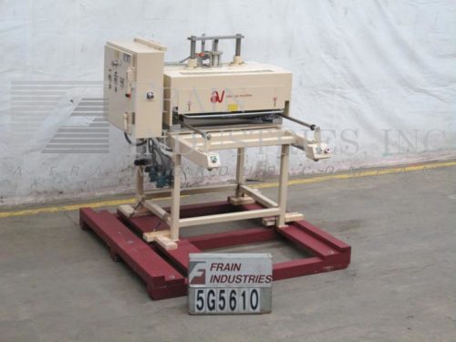 阿特拉斯真空吸塑梭1830照片