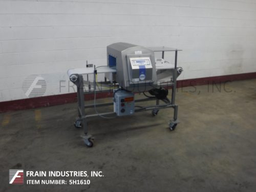 Loma金属探测器输送机IQ3照片