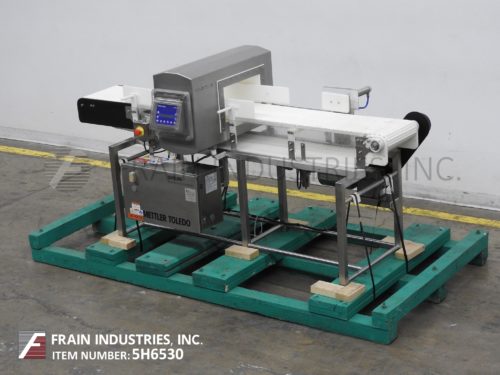 Safeline金属探测器传送带STD照片