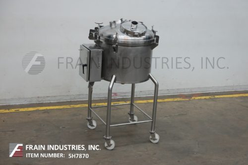 坦克SS 50加单墙的照片