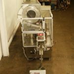 Resina Capper Quill UN401257 Resina Automatic 4站羽毛瓶盖能够为13毫米至89毫米，300cpm