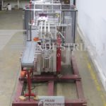 Adco Cartoner Semi horizon的缩略图。胶水(Semi) 15DOT-80 Adco半自动水平卷盒机，速度可达每分钟120箱。