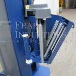 Lantech拉伸包装半自动Q300的缩略图