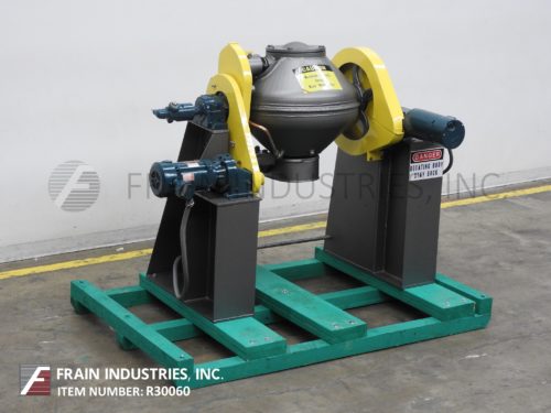 Patterson加工搅拌机粉末双锥体2-1 / 2 Cu Ft真空照片