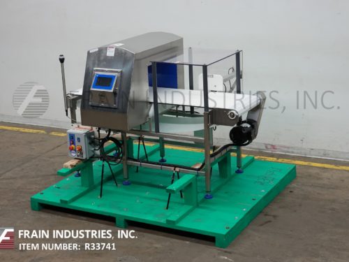 Loma金属探测器输送机IQ4照片