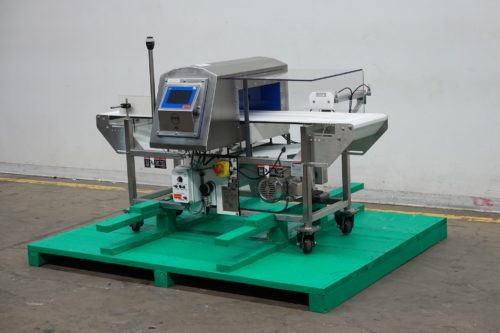 Loma金属探测器输送机IQ4照片